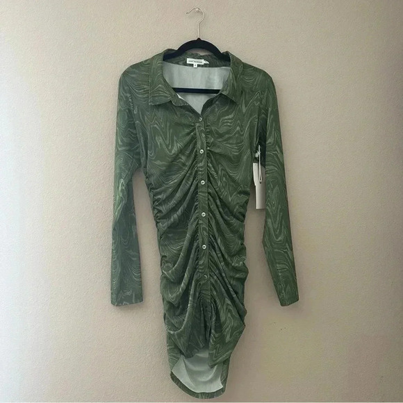 GOOD AMERICAN Mesh Ruched Button Up
Mini Dress Size 2 Medium NWT - Picture 4 of 7